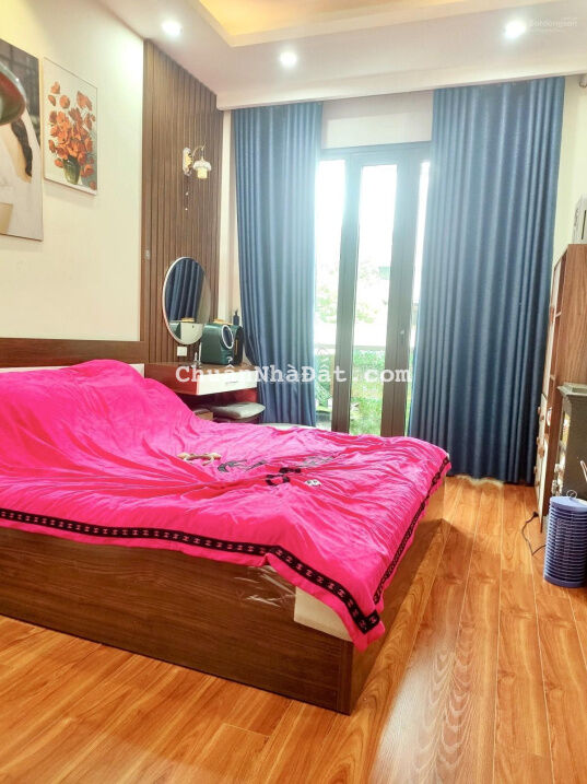 Bán nhà Kiến Hưng, Hà Đông 32m2 x 4 tầng ô tô đỗ cửa giá nhỉnh 3 tỷ, liên hệ 0975385981