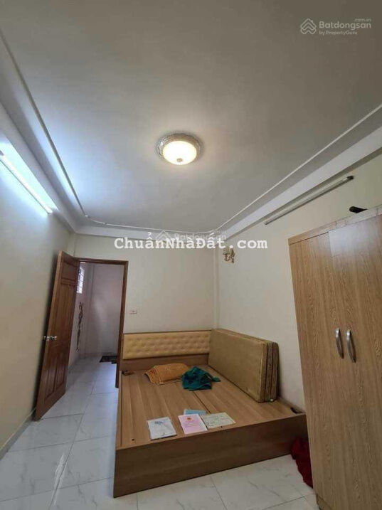 Chuyển công tác chủ nhà cần bán nhà ô tô đỗ cổng 33m2x4 tầng ngay trung tâm phường Phú Lương