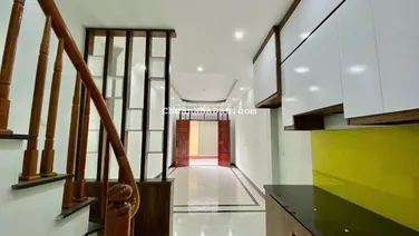 Bán gấp nhà Văn Quán - 35m2 - 4 tầng - giá hơn 3 tỷ về ở ngay - gần phố gần hồ - tiện ích vô vàn