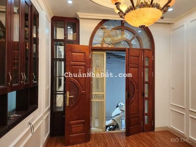 NHÀ ĐẸP 5 TẦNG MẶT TIỀN SIÊU ĐẸP SÁT MẶT PHỐ TRẦN PHÚ