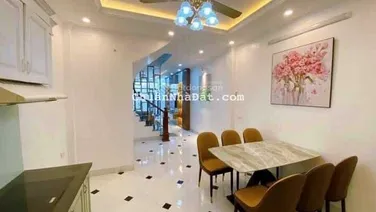 Bán mảnh đất rộng tặng nhà 3 tầng tại Phố Lụa, Hà Đông, DT 70m2, MT 4.5m, giá 6 tỷ bất chấp đầu tư