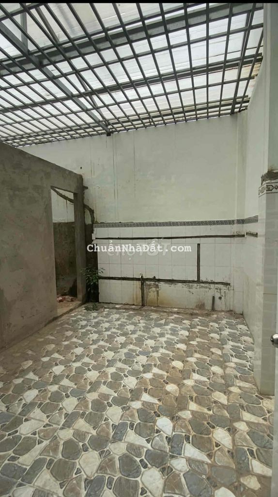 Nhà Xuân Thới Thượng 100m2 c4 gần Chợ Đại Hải