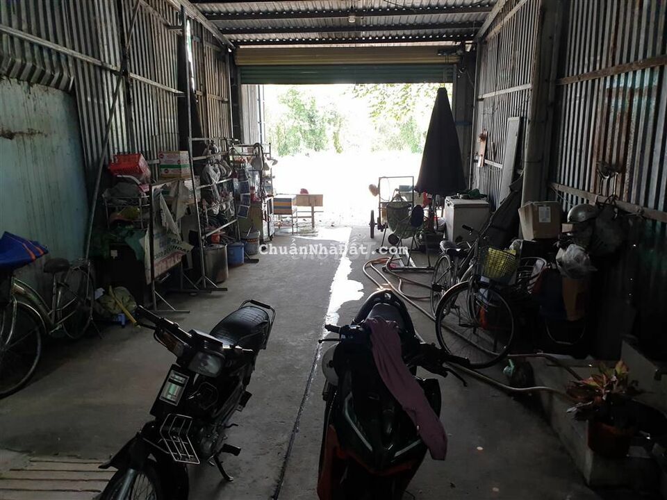 Nhà 5x50, mặt tiền Nguyễn Văn Bứa, gần Cầu Lớn Hóc Môn