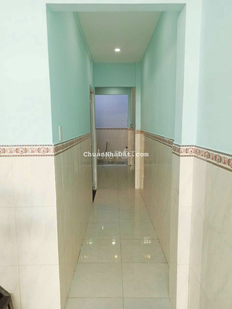 Nhà đúc lửng 4x15 hai sẹc Nguyễn Thị Sáng hẻm xe 4 chỗ thông