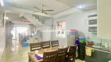 3tầngx62m2 độc lập,có sân cổng ôtô.trung tâm Hùng Vương-Hồng Bàng.