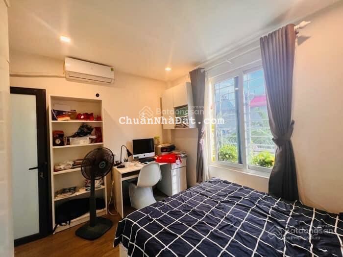Bán tòa CCMN ngay MP Trần Đại Nghĩa, 80m2, view đẹp, ô tô tránh, giá 11,5 tỷ, dòng tiền khủng