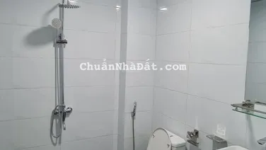 Bán căn nhà 33m2 xây 4 tầng gần khu đô thị Vinhomes, Thiên Đường Bảo Sơn