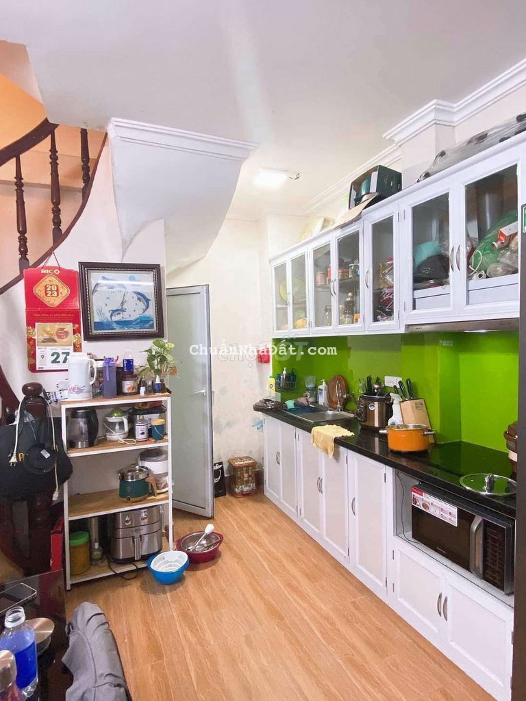 Ô TÔ TRÁNH GẦN - NGÕ THÔNG - TẶNG FULL NỘI THẤT