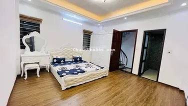 Nhà sang xịn mịn + full nội thất 34m2, 5 tầng, 3.8 tỷ - Định Công Thượng - HM