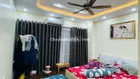 CHỈ HƠN 3 TỶ NHÀ SÁT HỒ ĐỀN LỪ, LÔ GÓC, 2 THOÁNG
