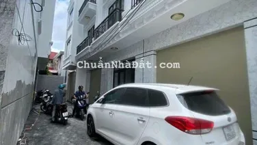 Mở bán dãy vừa hoàn thiện sau nhà mặt đường tại Hồ Sen - Ô tô vào nhà. Cách mặt đường 30m