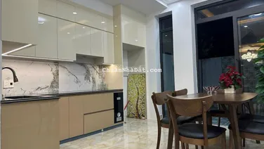 Khúc Thừa Dụ 2 - Lên sóng dãy nhà xây mới, ô tô đỗ cửa tại Khúc Thừa Dụ 2 chỉ 3 tỷ 5. Đẹp rẻ nhất