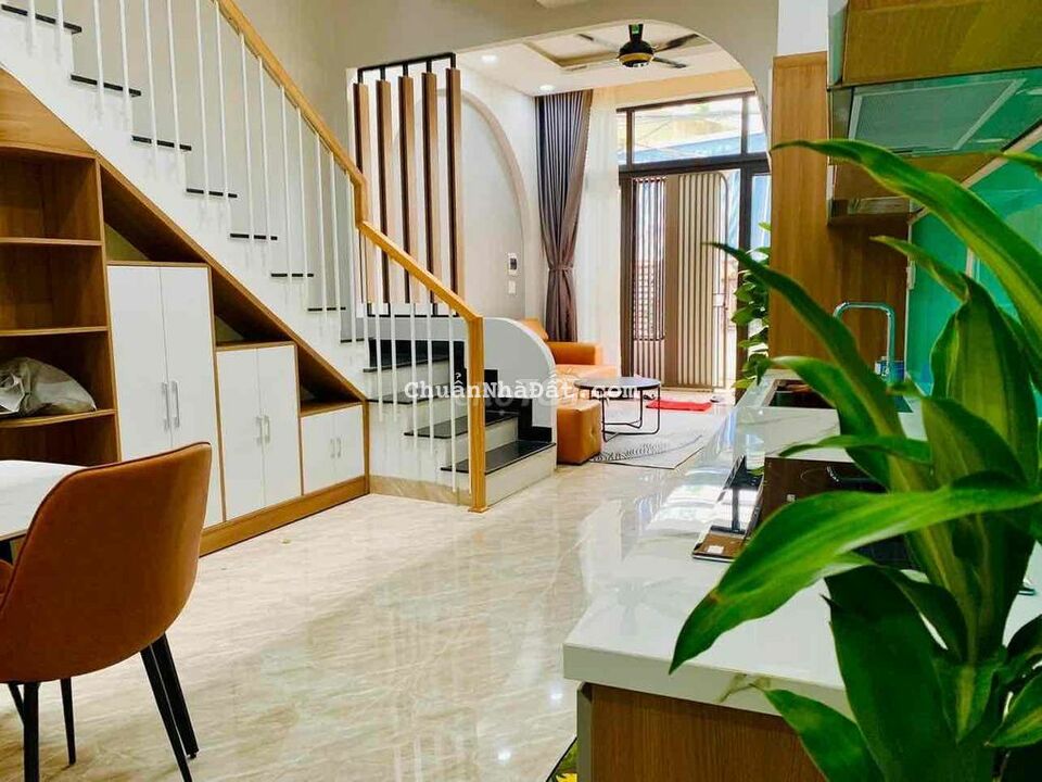 NHÀ FULL NỘI THẤT TÔ HIỆU VÀO Ở NGAY