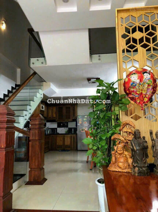 Chủ Cần bán nhà 2,5 tầng Mặt tiền đường Lê Văn Sỹ, Hòa Minh