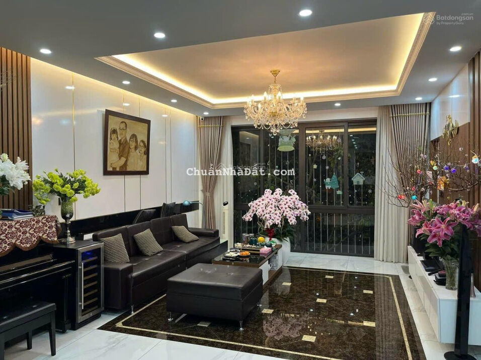 Bán nhà phố Cổ Linh - Tư Đình khu phân lô 100m2 - 5 tầng mặt tiền to 7m đường ô tô tránh 0936368787