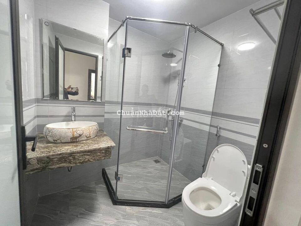 NHÀ XÂY DỰNG 38,6M 4 TẦNG- 4 NGỦ NGÕ 42 SÀI ĐỒNG 3,5 TỶ TL THIỆN CHÍ .