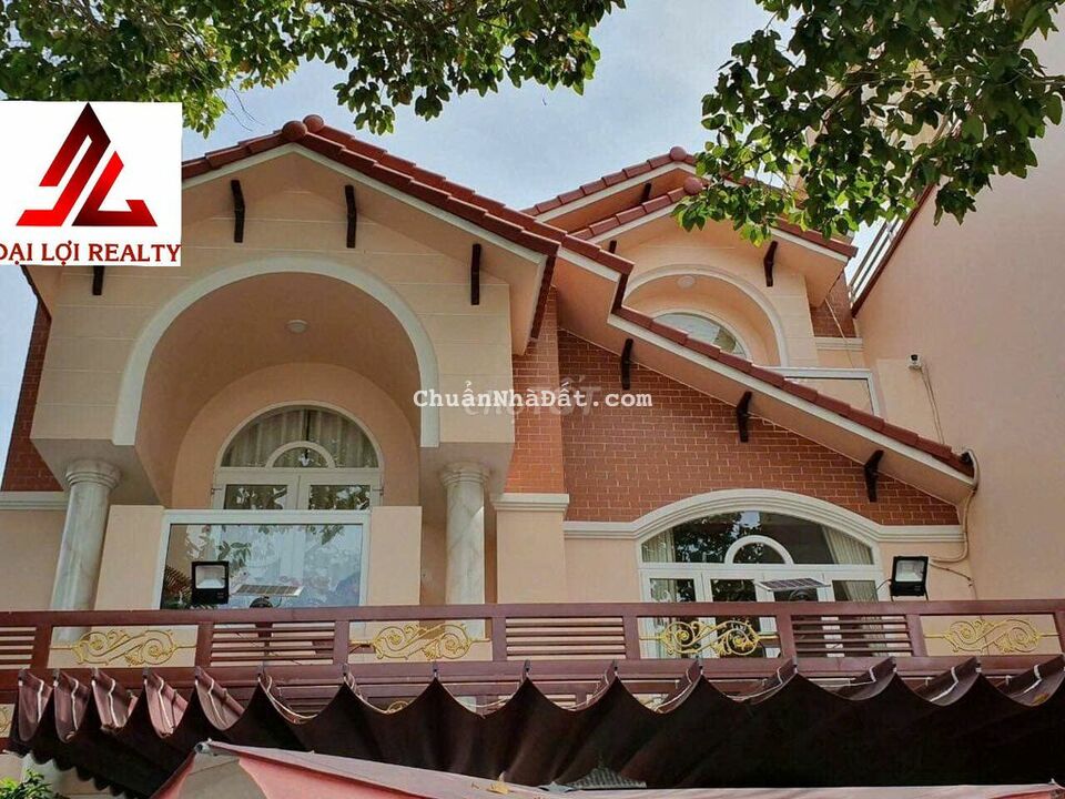 BIỆT THỰ MẶT TIỀN ĐƯỜNG NGUYỄN VĂN NGUYỄN , PHƯỜNG 8, TP MỸ THO, TG