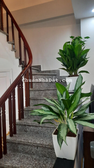 Bán nhà dân 55m2 x 4T, gần UBND Tây Mỗ, vuông vắn, rộng rãi, thoáng mát, giá 4,35 tỷ - LH