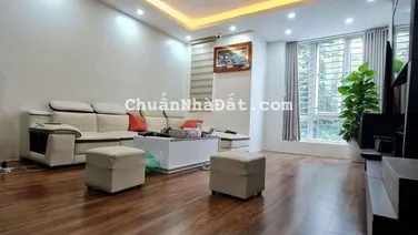 Cần bán gấp nhà Viglacera Xuân Phương, vỉa hè, ô tô tránh, ô chờ thang máy, 2 thoáng, giá: 9.5 tỷ