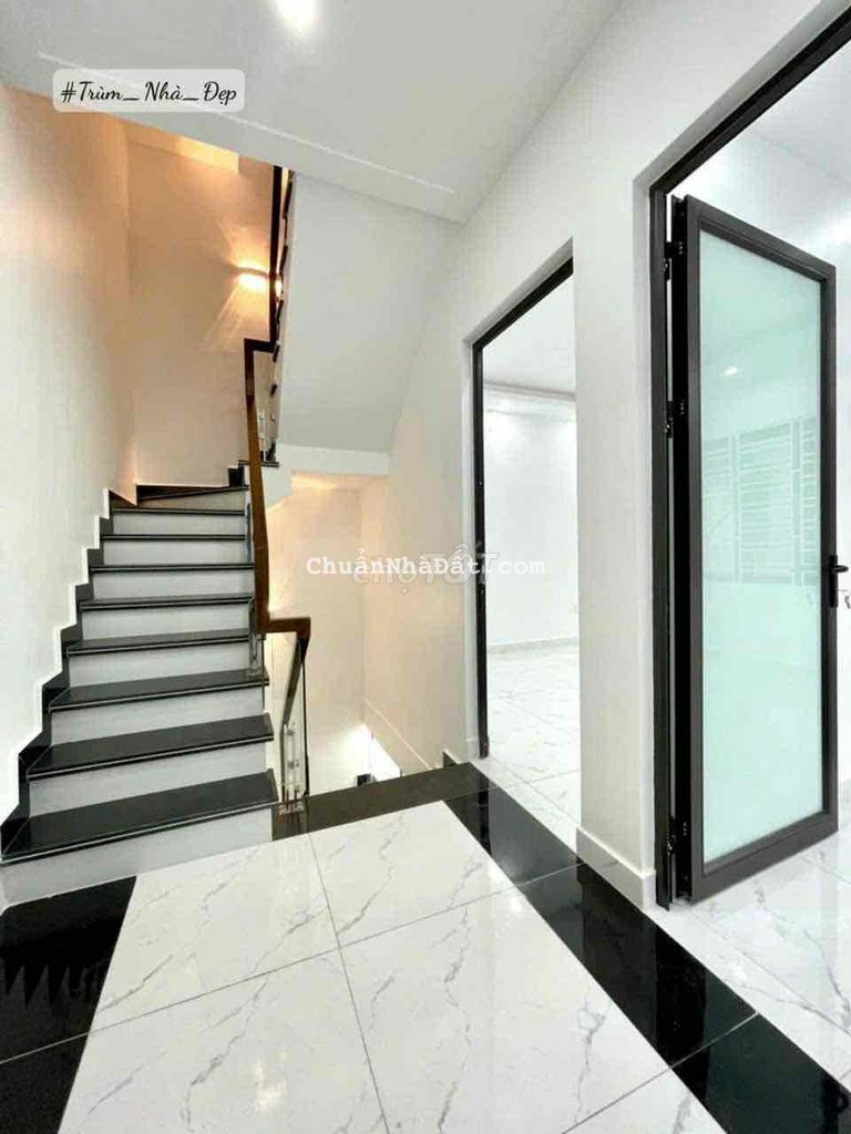 Bán nhà 4 tầng lô góc Nguyễn Bình, Ngô Quyền, Hải Phòng