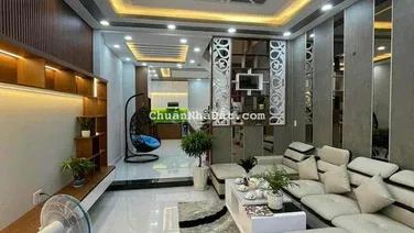 NHÀ THIẾT KẾ CỔ ĐIỂN - ĐẦY ĐỦ NỘI THẤT CAO CẤP - ĐƯỜNG 6M