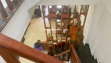 Bán nhà 3 tầng đường ô tô hẻm Nguyễn Chích, Vĩnh Hoà, Nha Trang. DT: 100m2. Giá: 4,5 tỷ. Hướng nam