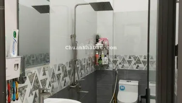 Bán nhà 3 tầng. Hẻm Nguyễn Chích. Khu Lộc Phát, Vĩnh Hoà, Nha Trang. Dt:66,3m2. Sổ hồng. Giá:3,7 tỷ