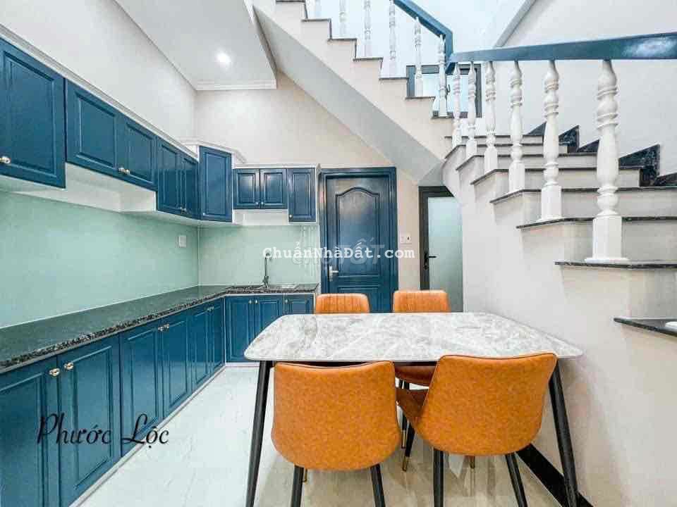 NHÀ LẦU 3 PN MỚI TUYỆT ĐẸP HẺM 146 HOÀNG QUỐC VIỆT