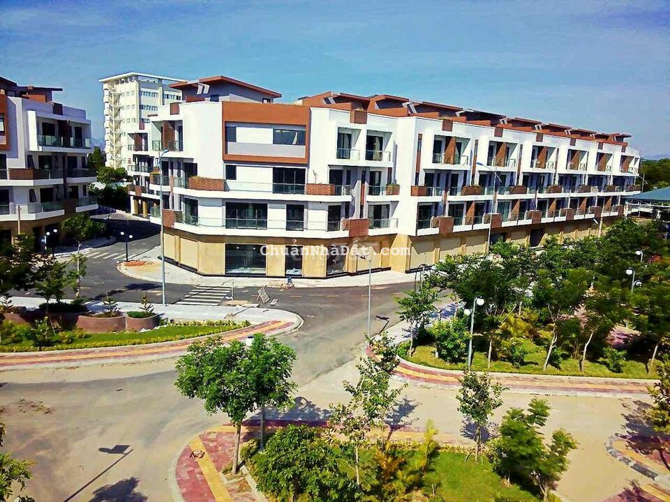 Hàng Siêu Hiếm: Em còn ít căn mặt hồ Hacom Mall giá Giảm Sâu 1 Tỷ 7