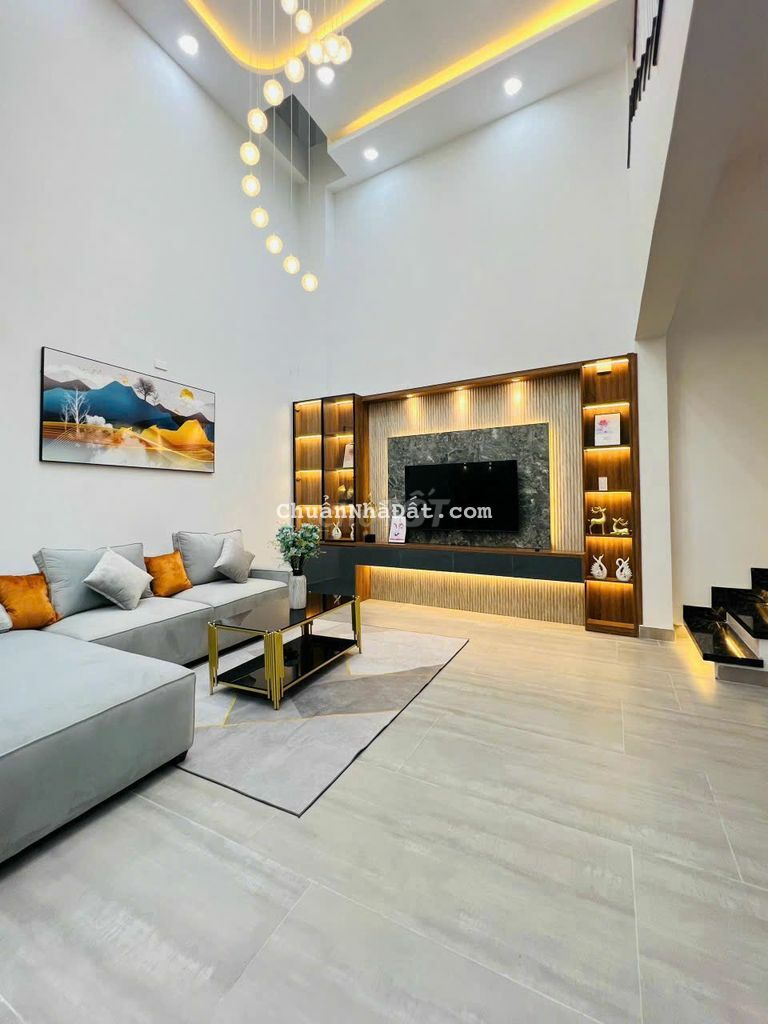 Nhà 5 tầng Phan Xích Long đường Hoa.P7.Phú Nhuận, 4.5x17m,Thang Máy