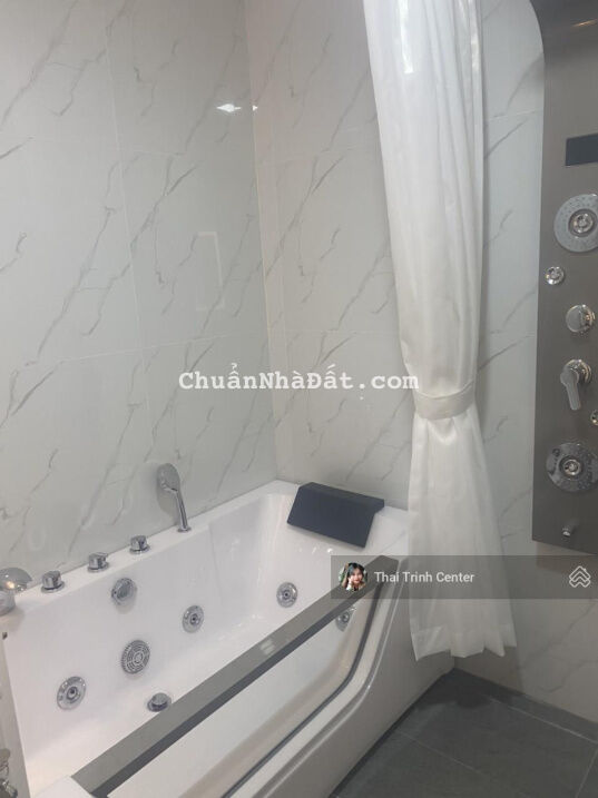 Nhà mới đẹp như hình, HXH Hoàng Diệu P10 PN, DT: 4x19m sẵn 4T (5PN 6WC) full nội thất chỉ 14,5 tỷ