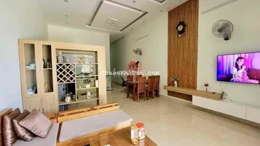 ☘️ NHÀ CẤP 4 ĐẸP. HẺM MẠC ĐĨNH CHI, P. LÊ HỒNG PHONG QUẢNG NGÃI