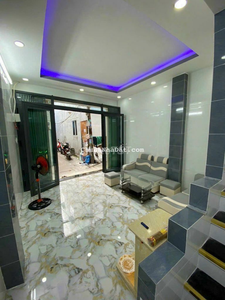 Nhà Ngon Q11 3.6 x 10 - Ngay Lê Đại Hành sát Q10 - Hẻm ba gác sạch