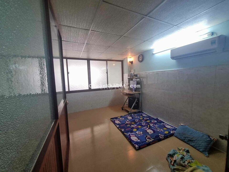 NHÀ BÁN - MẶT TIỀN ĐƯỜNG - QUẬN 5 - GẦN CHỢ LỚN