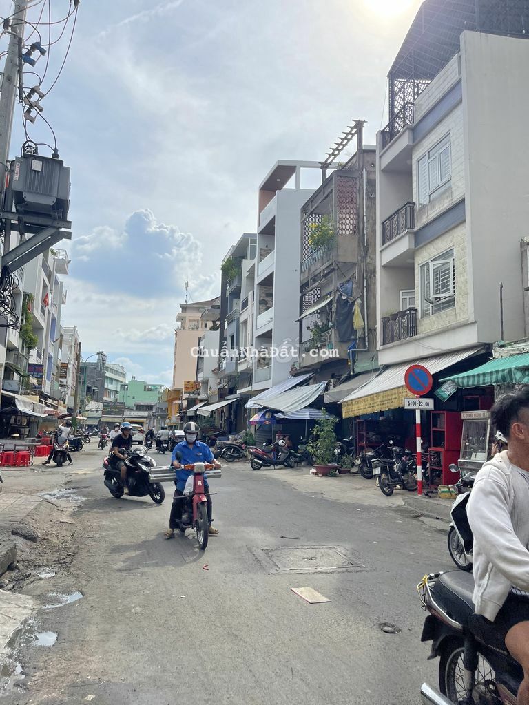 Nhà 1 lầu mới đẹp hẻm xe tải cách mặt tiền Tân Thành 50m