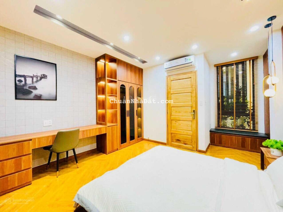 Bán nhà hẻm xe hơi đường An Dương Vương phường 4 quận 5, DT: 4x17m, 2 lầu ST, giá 10 tỷ