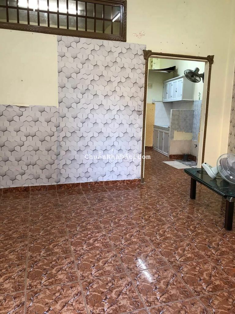 Bán nhà cấp 4 Huỳnh Tấn Phát quận 7 DT 50m2 ngang 4m giá 2,55 tỷ