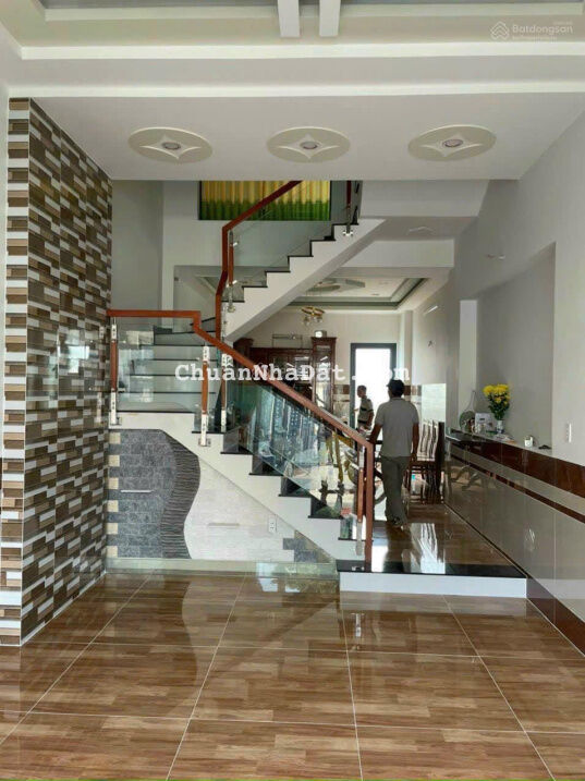 Nhà 4 tầng, đường số 8, Tăng Nhơn Phú B - 7.5 tỷ/SD 180m2