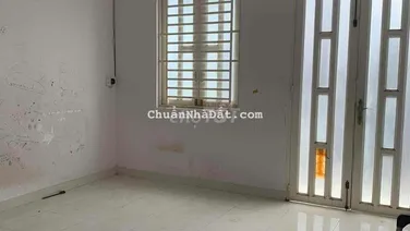 Nhà mặt tiền kinh doanh 4,9x6,3, đường mt 8M, thuê 12tr/tháng