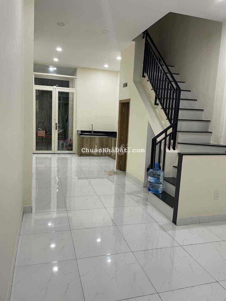 BÁN NHÀ TÂN BÌNH,XE HƠI ĐỖ CỬA - NHÀ MỚI Ở NGAY - 48 M2  - GIÁ NHỈNH 3