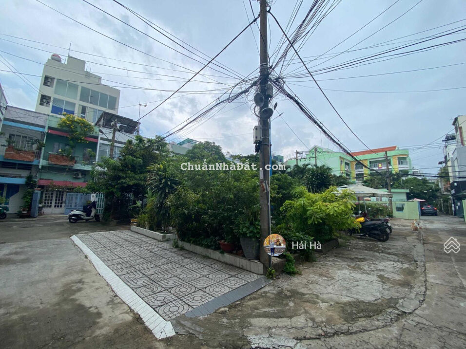 Cư xá Tân Sơn Hòa (922 CMT8) Tân Bình. khu dân cư biệt lập có công viên nội khu, xanh - sạch - đẹp