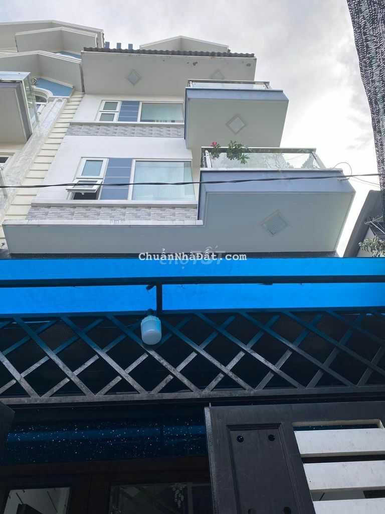 Cấn Bán Nhà Khu Víp Cống Lở 5 x 17 81m2 5 Tầng BTCT Đẹp Full Nội Thất