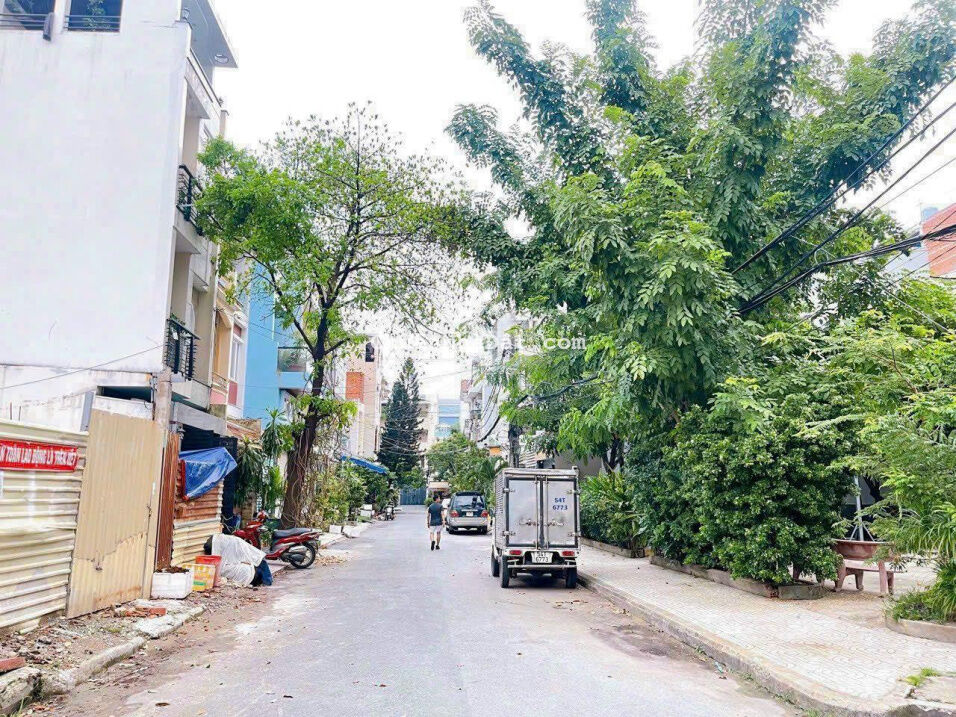 Bán nhà khu vip có công viên ngay nhà 368 Tân Sơn Nhì