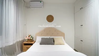 Bán nhà phố Võ Chí Công chỉ 200tr/m2 đường 3 ô tô tránh, cách phố 30m, tiện xây ở, cho thuê