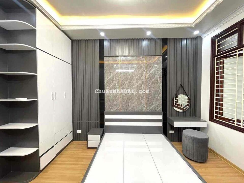XUÂN LA ,TÂY HỒ - 41M - 5 TẦNG - ÔTÔ 20M - GIÁ 5,2TỶ, XUÂN LA ,TÂY HỒ.