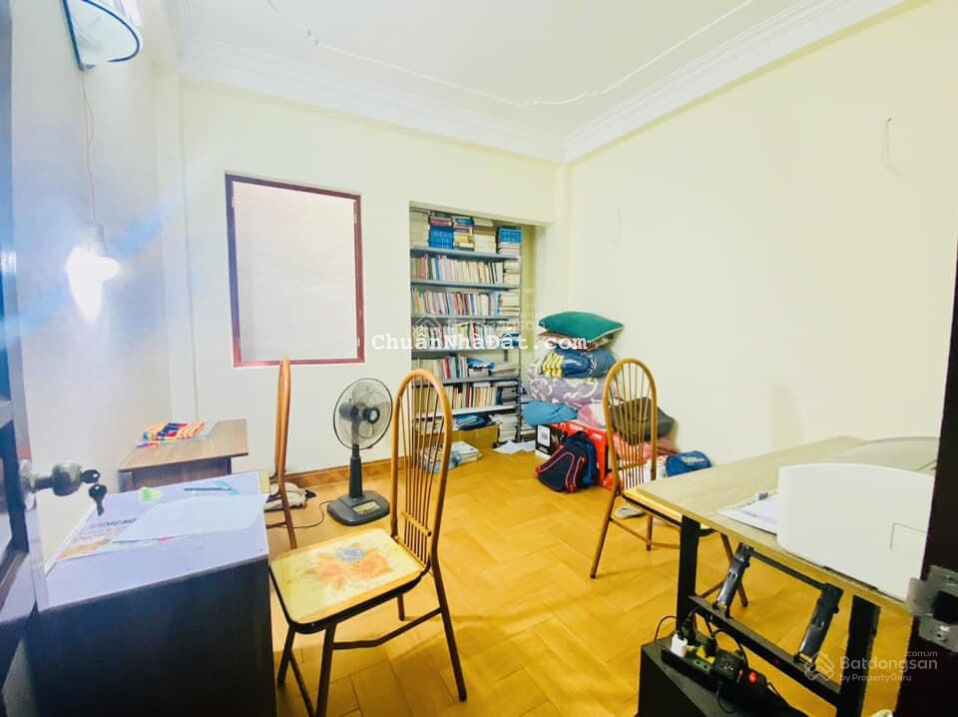 Bán nhà Xuân La Quận Tây Hồ, ngõ ô tô nhỏ, sát phố chỉ nhỉnh 5 tỷ