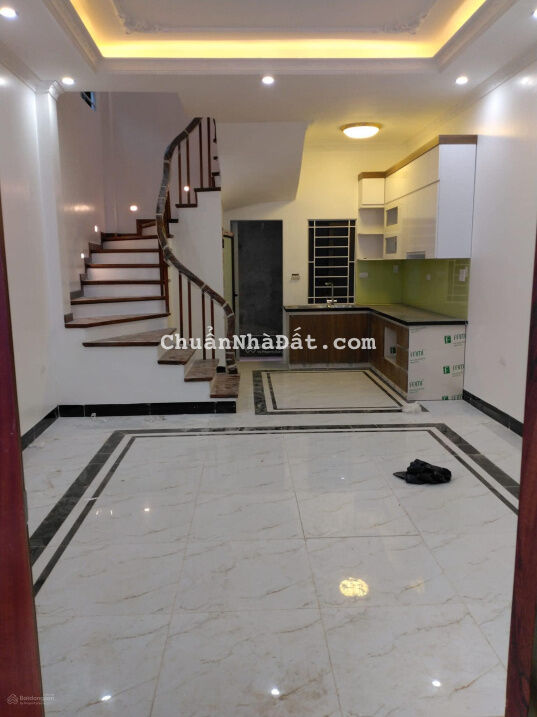 Nhà mới tinh, đến ở luôn. 48m2 x 5T, 2 mặt thoáng Nghi Tàm, Tứ Liên. Giảm 300 triệu cho khách mua