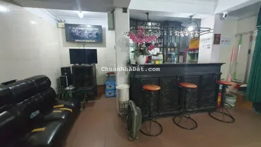 Bán nhà phố Nghi Tàm S: 60m2 5 tầng MT 6m giá 16 tỷ ô tô tránh dừng đỗ ngày đêm (có thương lượng)