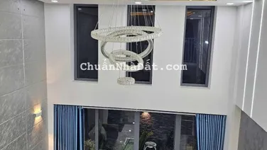 Chủ giảm mạnh 600 triệu - bán nhà 3 lầu đường ô tô né nhau - tặng full nội thất cao cấp chỉ 8,x tỷ