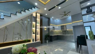 Nhà mặt tiền full nội thất cao cấp 106m2 3 phòng ngủ - DX031, Phú Mỹ